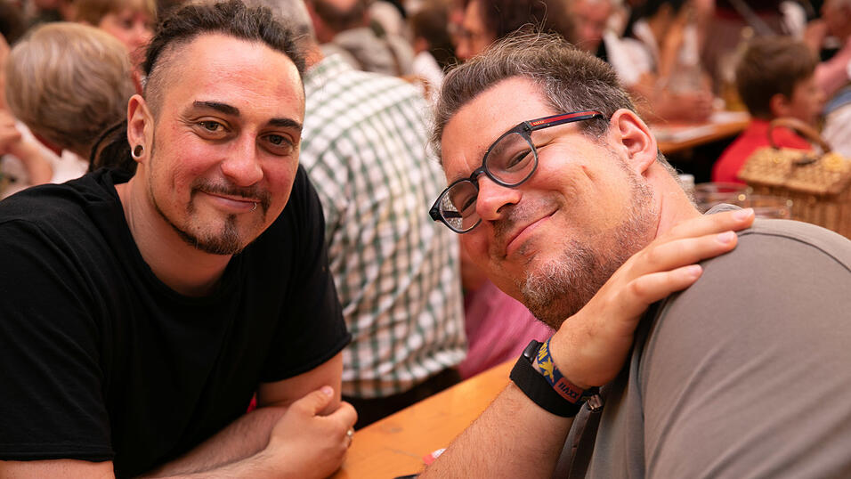 Die Partybilder vom Freitag, 8. August, aus dem Festzelt Greindl. Die Partybilder vom Freitag, 8. August, aus dem Festzelt Greindl.