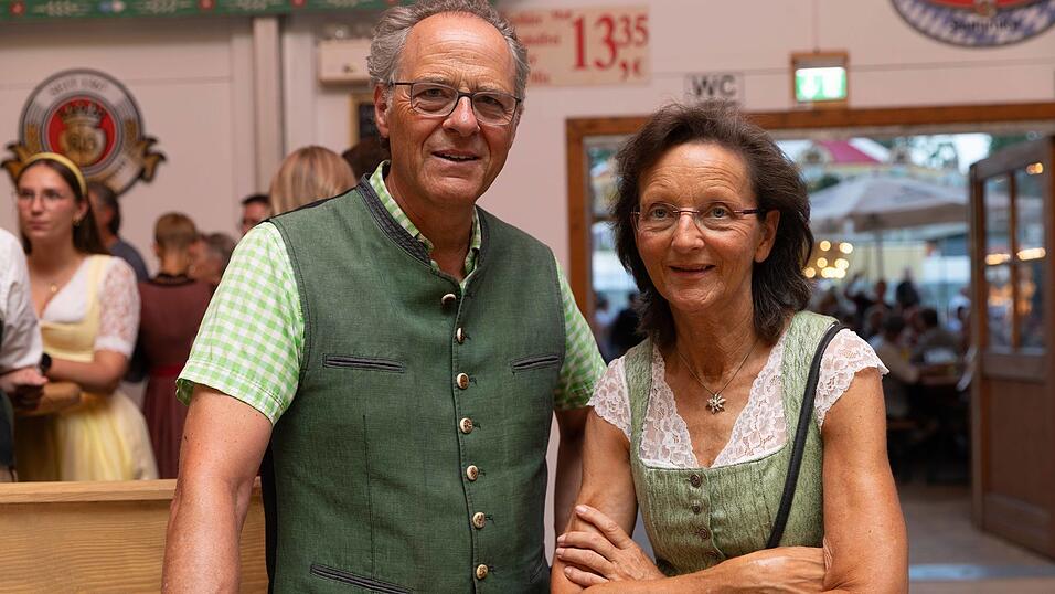 Die Partybilder vom Sonntag, 9. August, aus dem Festzelt Greindl. Die Partybilder vom Sonntag, 9. August, aus dem Festzelt Greindl.