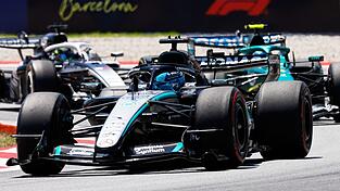 George Russell holt sich in Spanien die Pole Position. George Russell holt sich in Spanien die Pole Position.