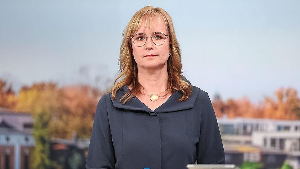 „Wir stehen nicht für ein weiteres Weiter-so zur Verfügung“, sagt Eva von Angern, Linken-Spitzenkandidatin für Sachsen-Anhalt. „Wir stehen nicht für ein weiteres Weiter-so zur Verfügung“, sagt Eva von Angern, Linken-Spitzenkandidatin für Sachsen-Anhalt.