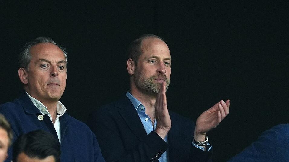 Prinz William w&uuml;rdigt das englische Nationalteam.