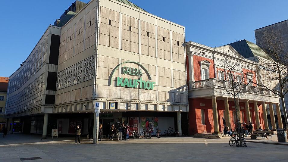 Der Kaufhof in der Regensburger Altstadt.