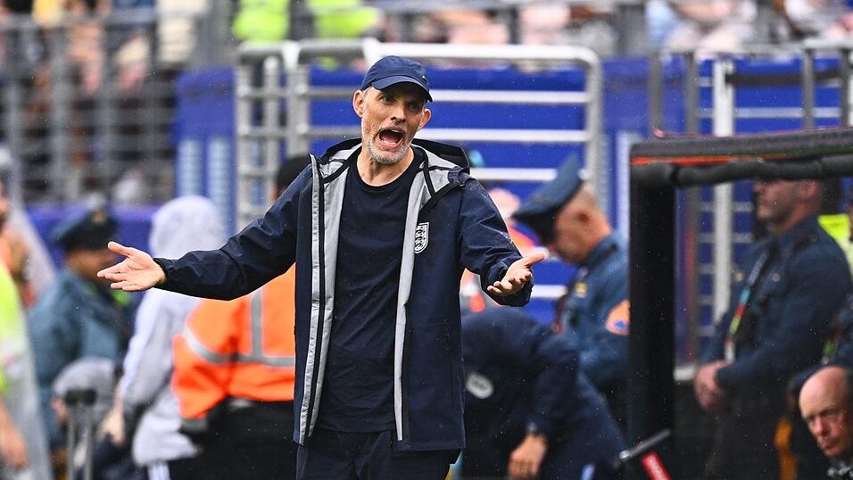Unzufrieden: Thomas Tuchel w&auml;hrend der ersten Halbzeit.