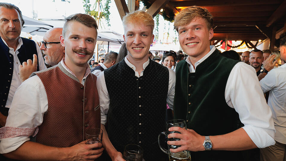 Die Partybilder vom Samstag, 10. August 2024, aus dem Festzelt Kr&ouml;nner.