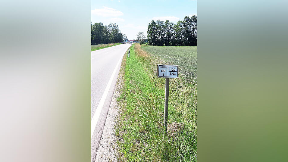 Die Kreisstra&szlig;e (SR) 1 wird im Volksmund Ochsenstra&szlig;e genannt.