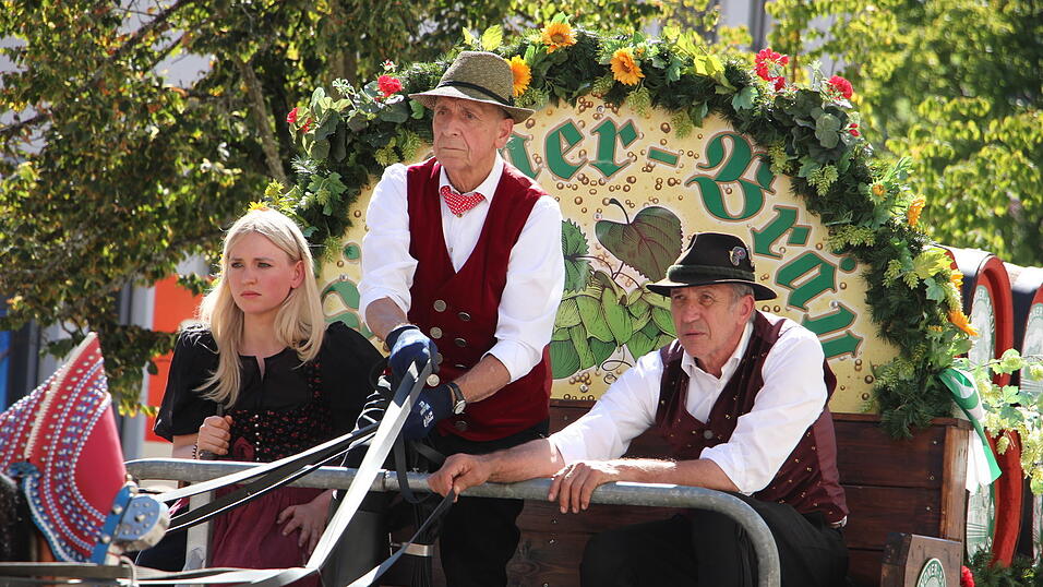 Der 35. Rosstag in Bad K&ouml;tzting. Bilder vom Festumzug &bdquo;Landwirtschaft und Handwerk von damals&ldquo;.