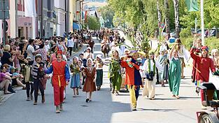Eindrücke vom Festzug der Kinder. Eindrücke vom Festzug der Kinder.