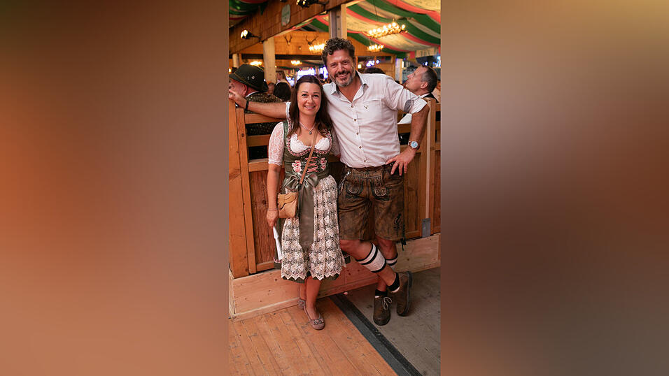 Die Partybilder vom Samstag, 16. August, aus dem Festzelt Weckmann. Die Partybilder vom Samstag, 16. August, aus dem Festzelt Weckmann.