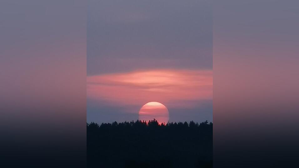 Sonnenuntergang in Obers&uuml;&szlig;bach.