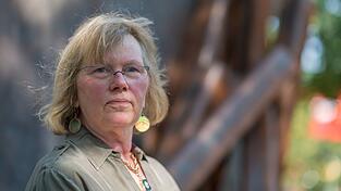 Jatzko kümmert sich seit Jahrzehnten um Hinterbliebene und Betroffene von Katastrophen. (Archivbild) Jatzko kümmert sich seit Jahrzehnten um Hinterbliebene und Betroffene von Katastrophen. (Archivbild)