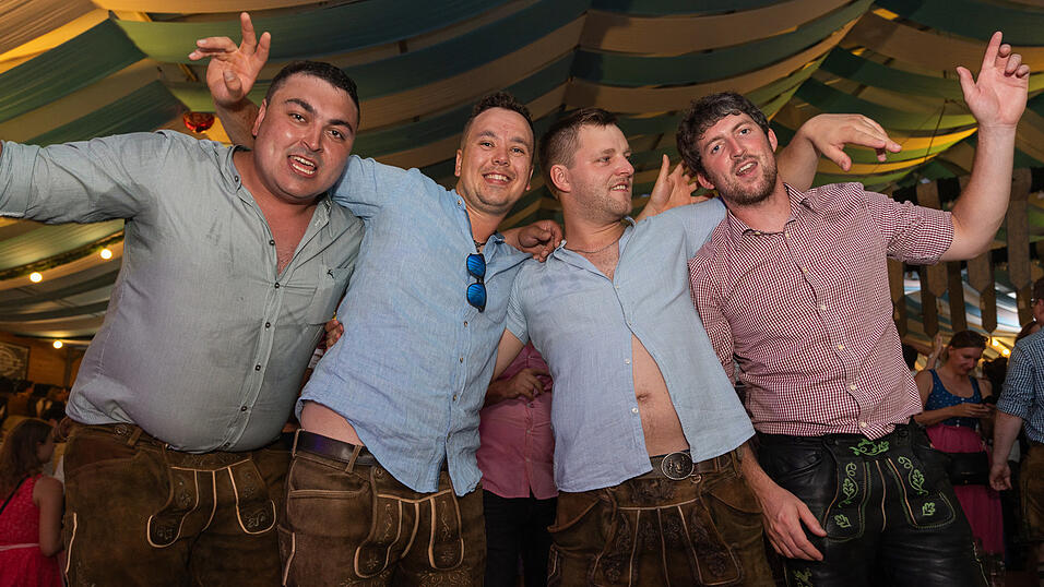 Die Partybilder vom Samstag, 19. August 2023, aus dem Festzelt Wenisch. Die Partybilder vom Samstag, 19. August 2023, aus dem Festzelt Wenisch.