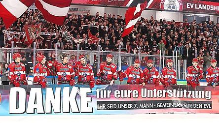 Vers&ouml;hnliches Ende: Die Fans verabschiedeten den EVL am Mittwoch mit Applaus und Sprechch&ouml;ren in die Sommerpause. Das Team von Coach Uwe Krupp bedankte sich mit einem Banner f&uuml;r die Unterst&uuml;tzung ihrer Anh&auml;nger - die selbst in sportlich schwierigen Zeiten zu ihnen hielten.