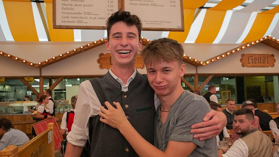 Die Partybilder von Mittwoch, 17. August 2022, aus dem Festzelt Nothaft.