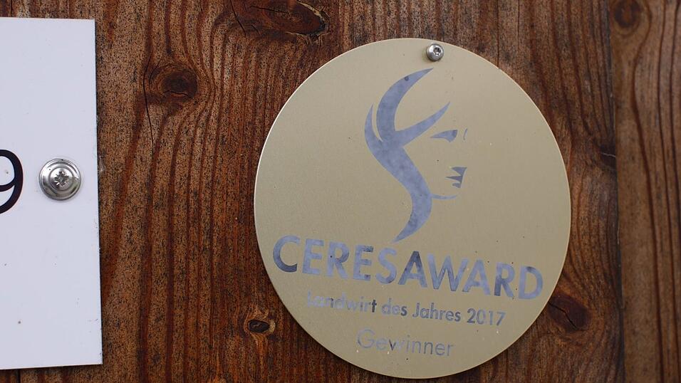 Von ganzem Herzen Bauer. Von ganzem Herzen Bauer.