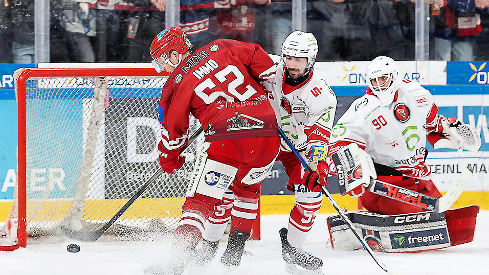 Und rein damit: Tor Immo (links) avancierte am Freitagabend zum Matchwinner. Der schwedische EVL-Stürmer war an der Vorbereitung des zweiten Treffers beteiligt und markierte - jeweils im Powerplay - das 3:2 sowie das 4:3 in der Verlängerung höchstselbst. Und rein damit: Tor Immo (links) avancierte am Freitagabend zum Matchwinner. Der schwedische EVL-Stürmer war an der Vorbereitung des zweiten Treffers beteiligt und markierte - jeweils im Powerplay - das 3:2 sowie das 4:3 in der Verlängerung höchstselbst.