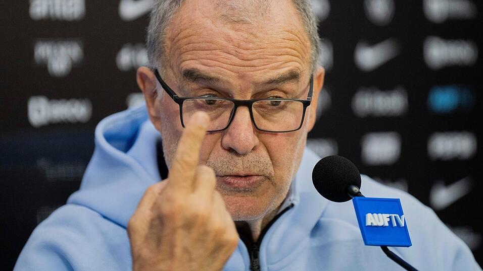 Marcelo Bielsa h&auml;lt gar nichts von der Neuerung. (Archivbild)