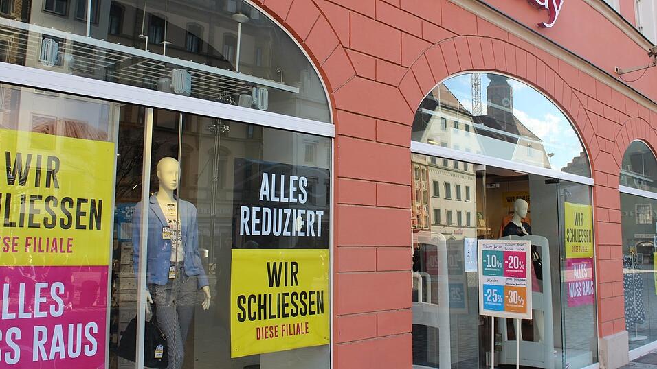 Jahrelang war 'Orsay' ein fester Bestandteil des Straubinger Einzelhandels. Sp&auml;testens Ende April wird es das Gesch&auml;ft am Ludwigsplatz nicht mehr geben.