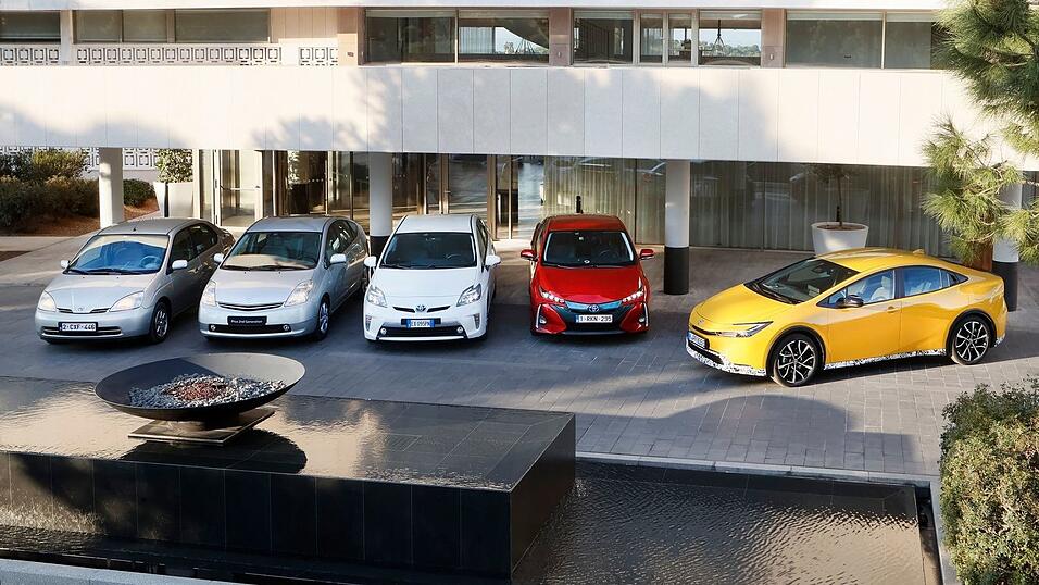 Den Prius gibt es inzwischen in f&uuml;nfter Generation. Mehr als 5 Millionen St&uuml;ck hat Toyota von allen zusammen weltweit verkauft. (Archivbild)