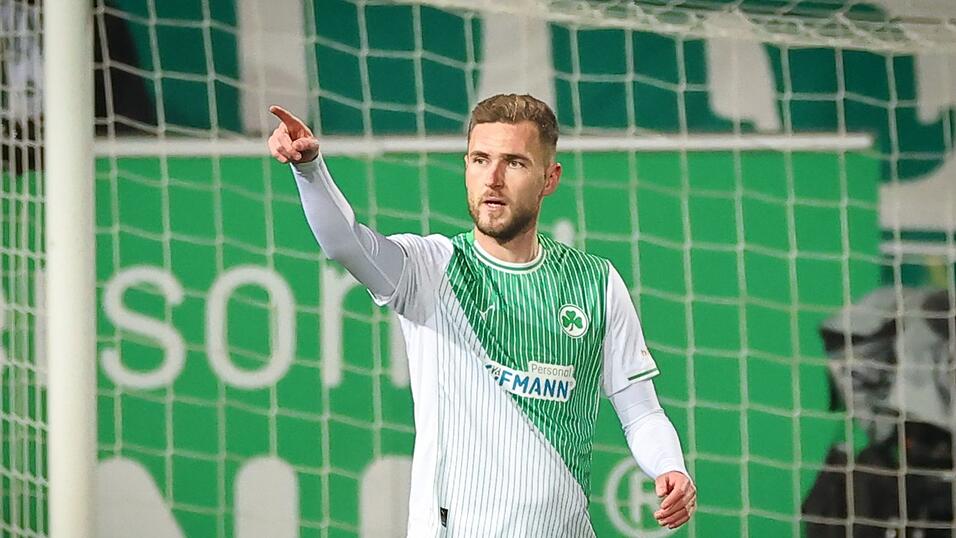 Nach seinem Joker-Tor bereit für die Fortuna: Der Fürther Profi Srbeny. (Archivbild) Nach seinem Joker-Tor bereit für die Fortuna: Der Fürther Profi Srbeny. (Archivbild)