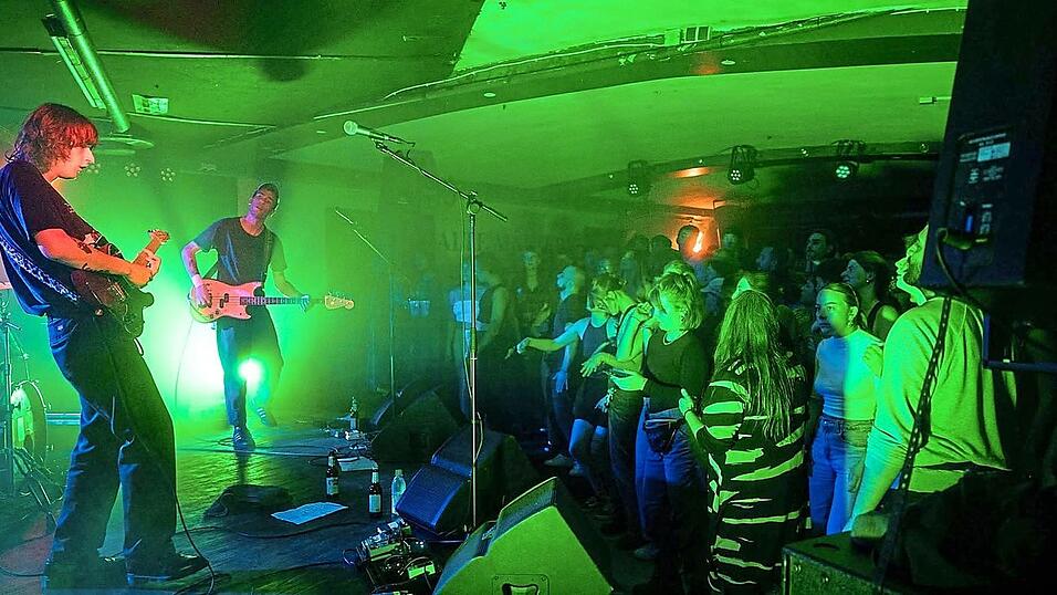 Viel los beim Push-Festival: Beim Konzert am Abend in der Alten Mälze. Viel los beim Push-Festival: Beim Konzert am Abend in der Alten Mälze.