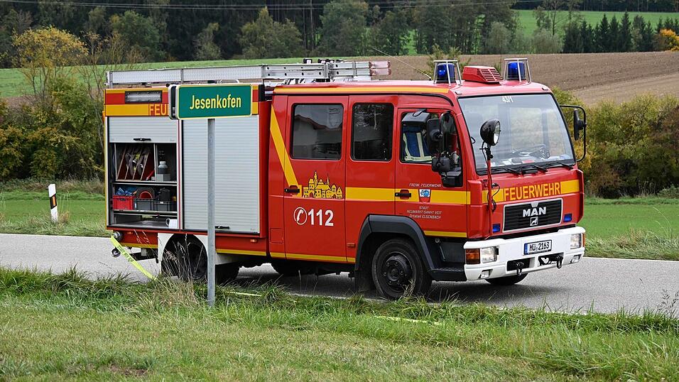 Ein Abschlepper barg die nicht mehr fahrbereiten Autos. 