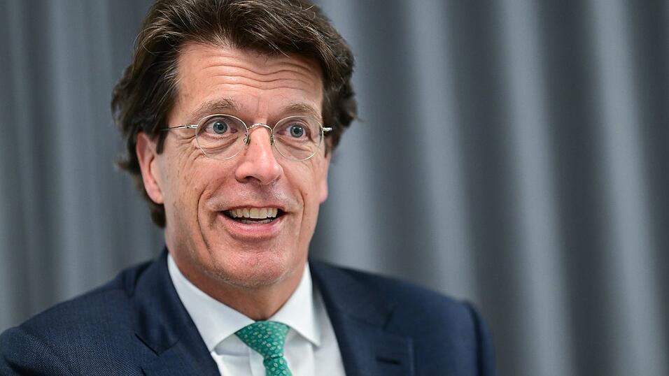 Das Thema humanoide Roboter sei derzeit in aller Munde, sagt Schaeffler-CEO Klaus Rosenfeld.
