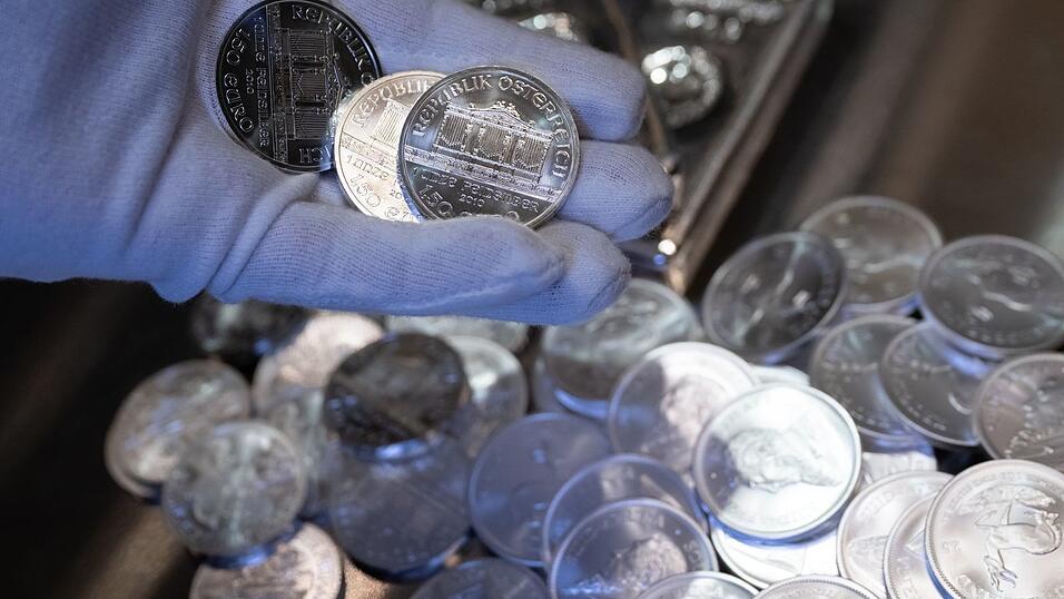 Unter anderem dient Silber als Investment. (Archivbild)
