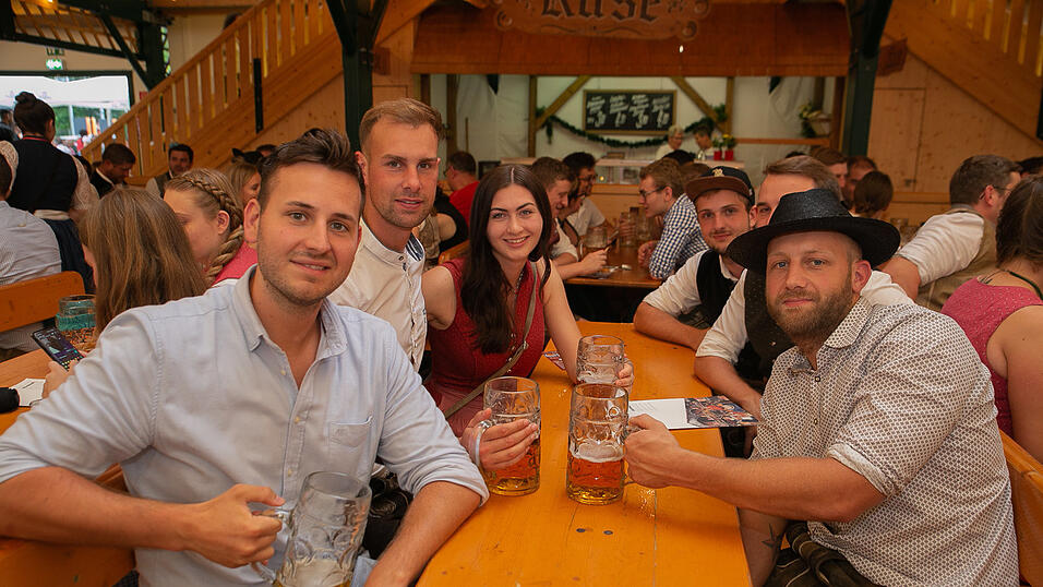 Die Partybilder von Freitag, 19. August 2022, aus dem Festzelt Nothaft.