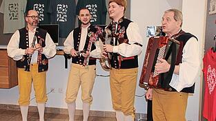 Die Kapelle &bdquo;Chodovanka&ldquo; sorgte f&uuml;r die musikalische Umrahmung der Er&ouml;ffnungsfeier.