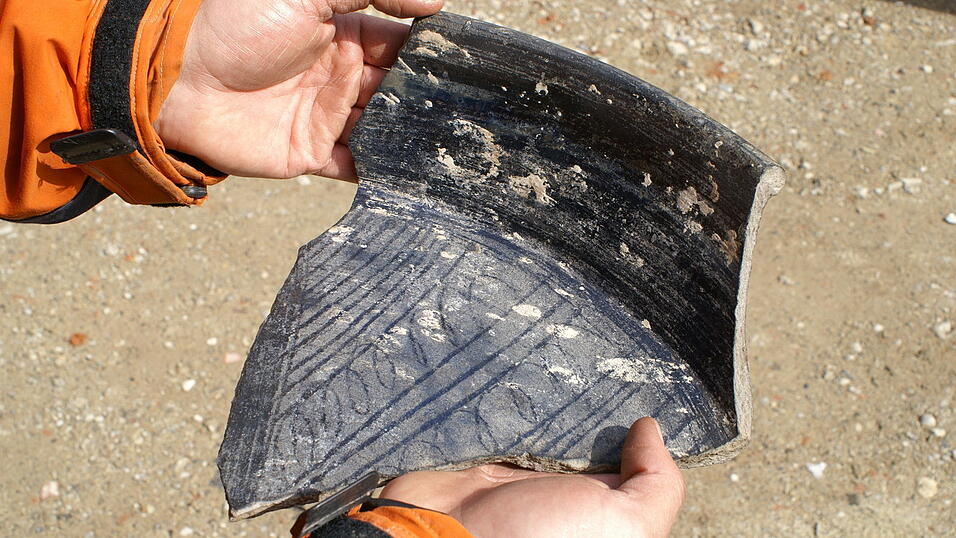 Aufregende Funde machten die Arch&auml;ologen am Kollerparkplatz. (Fotos: r&uuml;d)