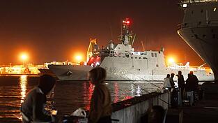 Das spanische Hochsee-Patrouillenboot «Furor» soll der propalästinensischen Global Sumud Flotilla im Notfall Hilfe leisten. Der könnte eintreten, wenn die rund 50 privaten Boote versuchen sollten, die Seeblockade der israelischen Marine des Gazastreifens zu durchbrechen.