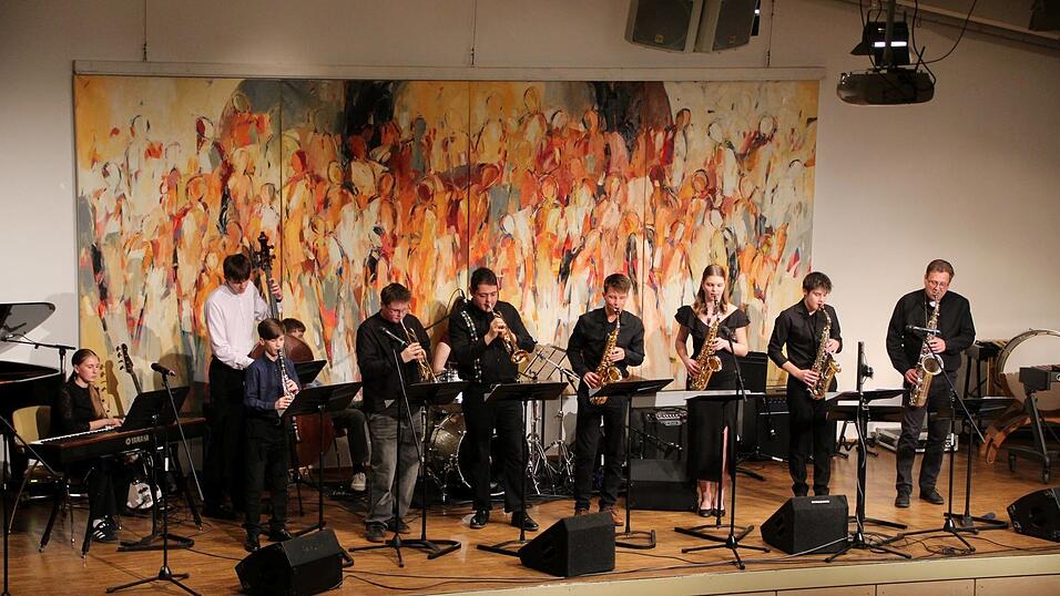 Die Band &bdquo;Stop Time&ldquo; der Landkreismusikschule begeisterte zum Ausklang des Partnerschaftskonzerts mit ihrem Auftritt.