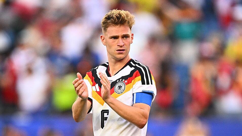 Um den Stellenwert von DFB-Kapitän Joshua Kimmich ist eine Debatte entfacht. (Archivbild) Um den Stellenwert von DFB-Kapitän Joshua Kimmich ist eine Debatte entfacht. (Archivbild)
