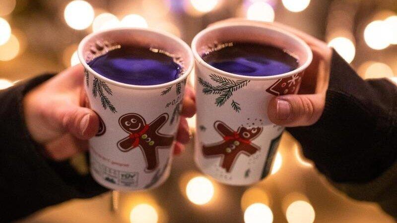 Kein 3G und keine generelle Maskenpflicht - das ist unter anderem Bestandteil der Regeln für die diesjährigen Christkindlmärkte in Bayern. (Symbolbild) Kein 3G und keine generelle Maskenpflicht - das ist unter anderem Bestandteil der Regeln für die diesjährigen Christkindlmärkte in Bayern. (Symbolbild)