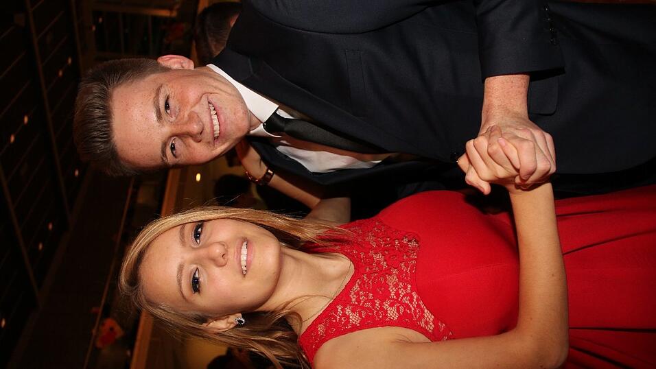 Die Bilder vom Abschlussball der Tanzschule Seidel in der Fraunhofer-Halle am 28. November. Die Bilder vom Abschlussball der Tanzschule Seidel in der Fraunhofer-Halle am 28. November.