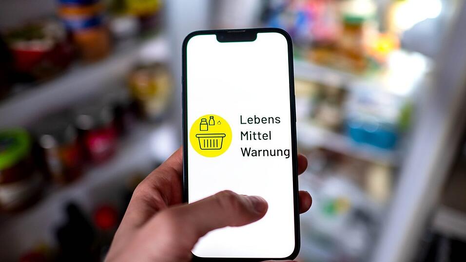 Kunden können die Dosen in den Filialen der Kette zurückgeben. (Symbolbild) Kunden können die Dosen in den Filialen der Kette zurückgeben. (Symbolbild)