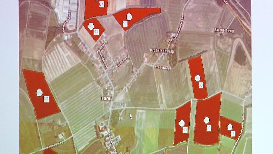Aholming baut einen „Fleckerlteppich“ aus PV-Anlagen.
