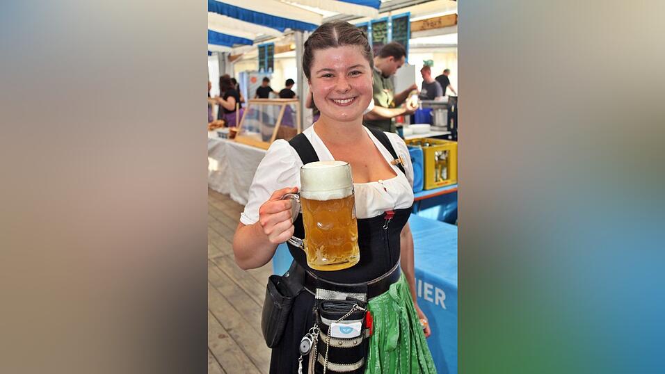 Zur Musik von Headless wurde ausgelassen gefeiert.