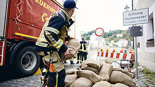 Beim Hochwasser im Frühsommer waren in Bayern über 62.000 Feuerwehrkräfte im Einsatz, unter anderem in Passau (Foto).