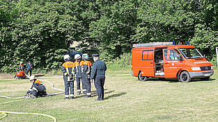 Das Tragkraftspritzenfahrzeug der Freiwilligen Feuerwehr Dietersweg, Baujahr 1999, wird durch ein TSF-Logistik ersetzt.