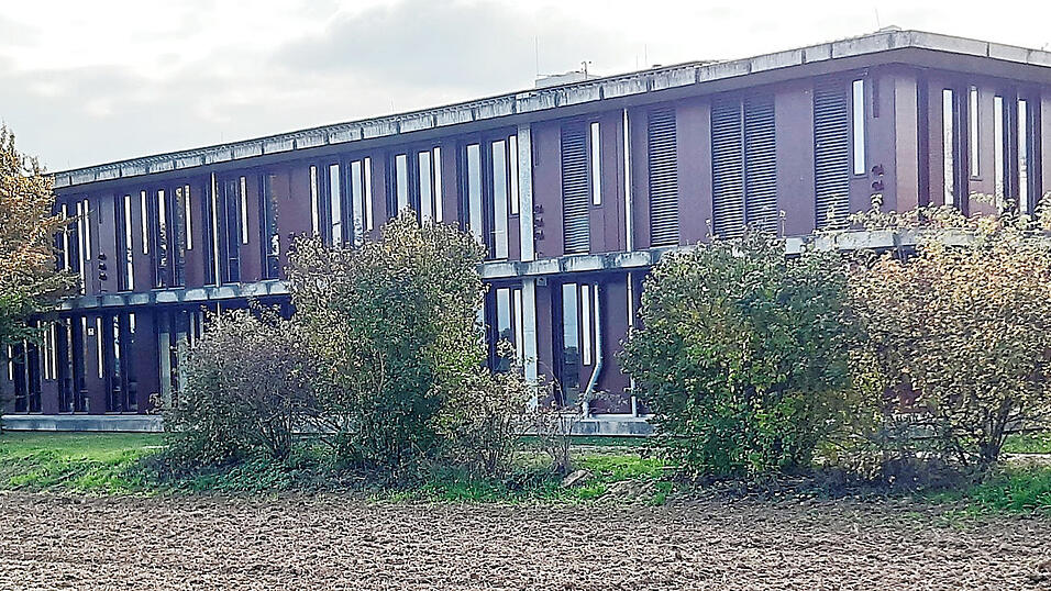 Hier könnte ein drittes Landkreisgymnasium entstehen. Entschieden ist aber noch nichts. Hier könnte ein drittes Landkreisgymnasium entstehen. Entschieden ist aber noch nichts.