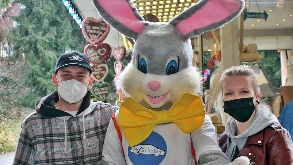 Zum Osterwochenende durfte sich das Personal des Dult Drive-In in Landshut über besondere Unterstützung freuen.