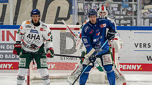 Nach dem 5:3-Sieg vergangenes Wochenende gegen die Augsburger Panther stehen für die Tigers um Tim Fleischer (rechts) zwei weitere Derbys auf dem Programm.