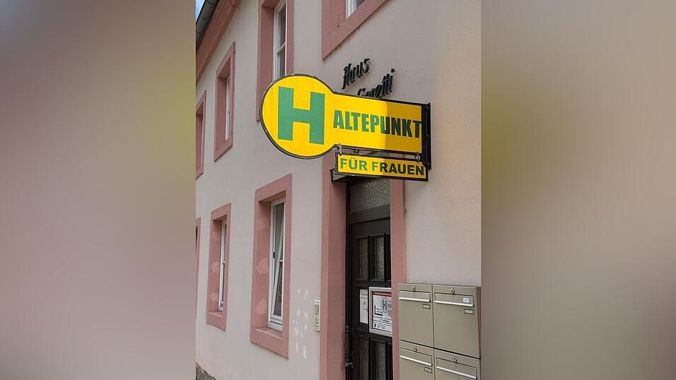 Die Zahl der Frauen, die die Einrichtung aufsuchen, steigt. Die Zahl der Frauen, die die Einrichtung aufsuchen, steigt.