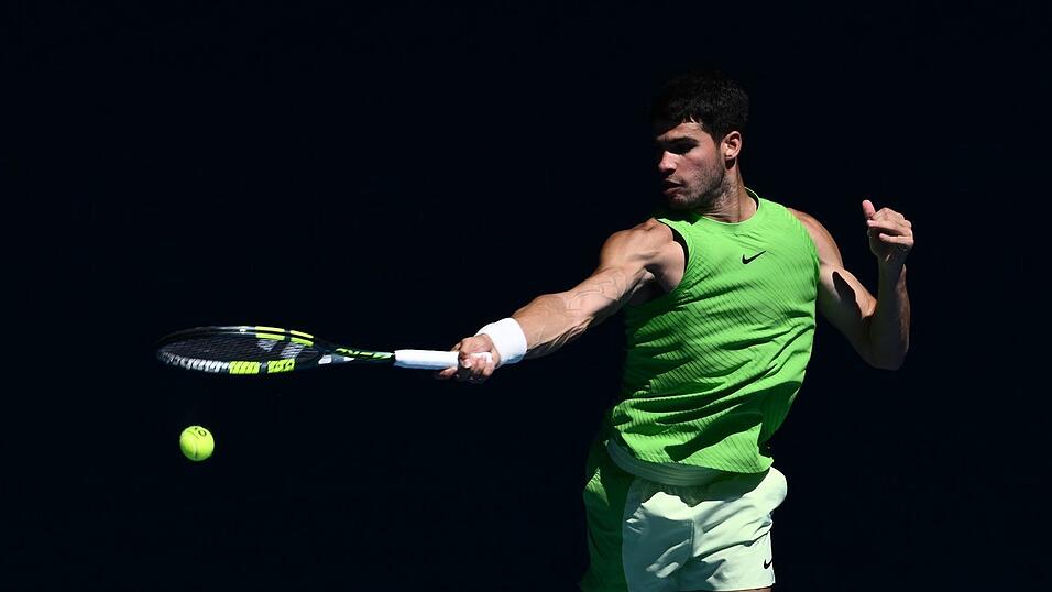 Carlos Alcaraz steht in Melbourne im Achtelfinale.