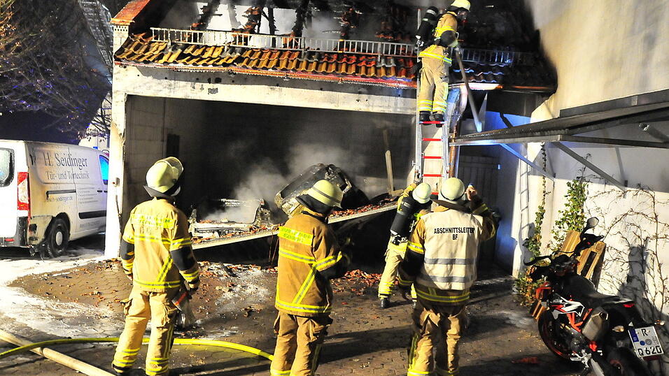 Im April 2013 hätte einer der Brände beinahe auf ein Wohnhaus übergegriffen. Im April 2013 hätte einer der Brände beinahe auf ein Wohnhaus übergegriffen.
