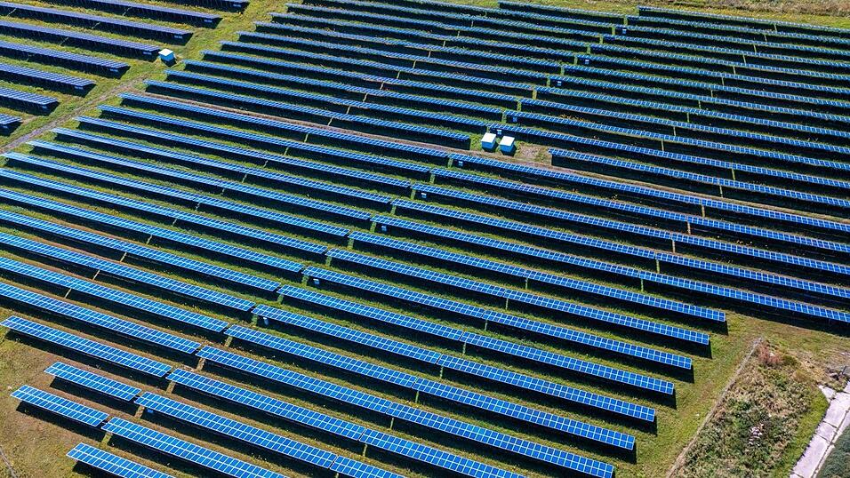 Wo sollen Photovoltaikanlagen noch gefördert werden und wie stark? (Symbolbild) Wo sollen Photovoltaikanlagen noch gefördert werden und wie stark? (Symbolbild)
