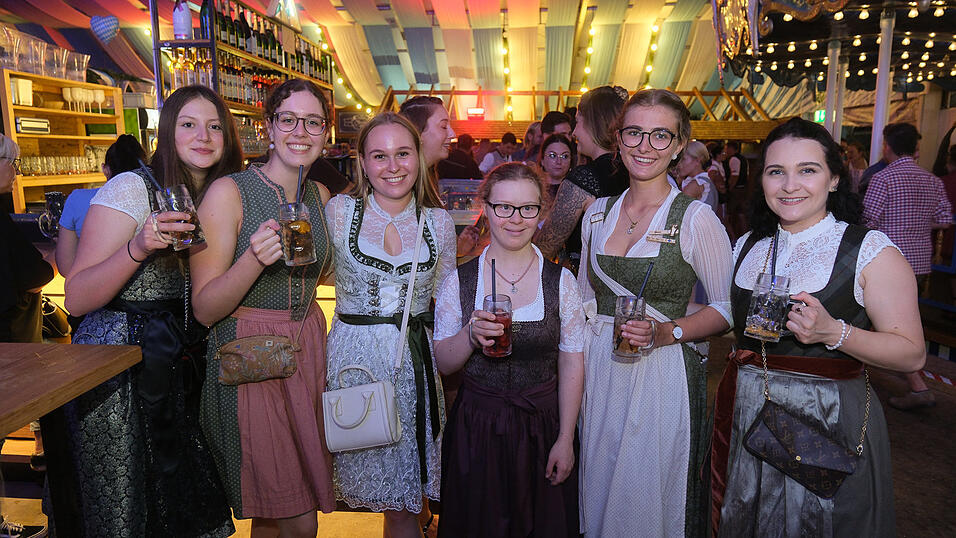 Die Partybilder vom Mittwoch, 16. August 2023, aus dem Festzelt Wenisch. Die Partybilder vom Mittwoch, 16. August 2023, aus dem Festzelt Wenisch.