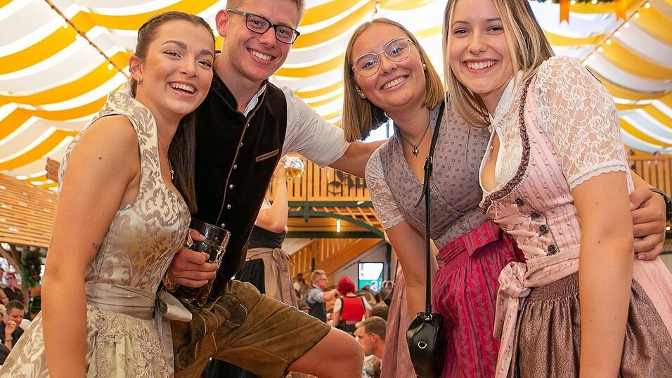 Die Partybilder vom Sonntag, 14. August 2022, aus dem Festzelt Nothaft.