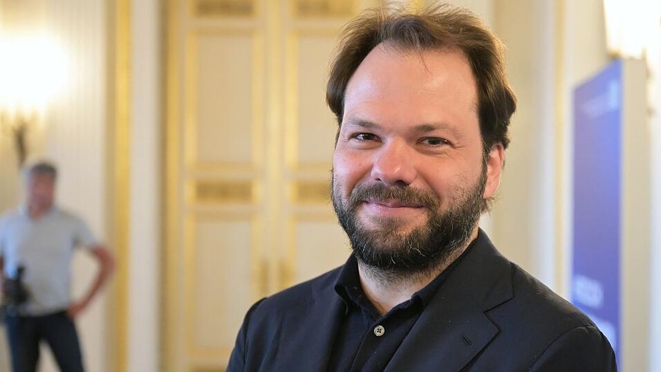 Petr Popelka startet im Herbst 2029 als Generalmusikdirektor der Bayerischen Staatsoper in München. (Archivbild) Petr Popelka startet im Herbst 2029 als Generalmusikdirektor der Bayerischen Staatsoper in München. (Archivbild)